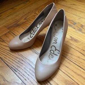 Sam Edelman Camden Heels - Tan/ Beige